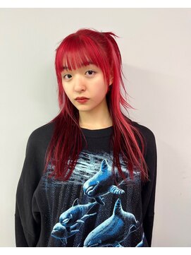 スイ(SUiii) レッドカラー/レイヤースタイル 《札幌/大通り》