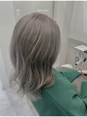 ホワイトベージュ