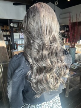 バレッタ Baletta* 透明感グレージュカラー