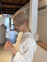 イオ(io)&nbsp;ホワイトブロンド　ショート　【OHTA】