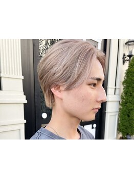 メンズカットが上手な実力派stylistが骨格や髪質を見極めカット。[ブリーチ/ダブルカラー/顔周り/吉祥寺]