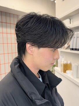 ペレ 渋谷(PELE) MEN’S HAIR/ブルーブラック/フェザーパーマ/渋谷