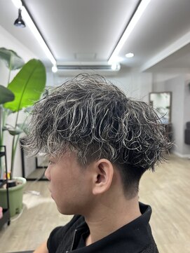 スウェル 津田沼店(Swell) シャドウパーマ×ハイライト[津田沼駅Men's/メンズカットパーマ]