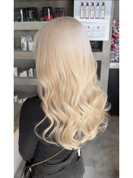 プティパ 水戸内原店(petit-pas) ホワイトブロンド