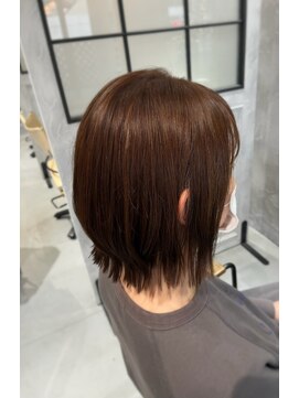 クラシカ(classika) 寒色系カラー×切りっぱなしボブ