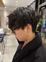 ステアケース 武蔵小杉店(stair:case) クルクルさせすぎないナチュラルな質感の大人緩めシャドウパーマ