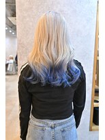 アグ ヘアー ジーナ 大宮東口店(Agu hair gina)&nbsp;ホワイト×ブルー　グラデーションカラー
