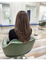 ルートヘア 辻堂店&nbsp;辻堂ロングレイヤーカット韓国風レイヤーブリーチなしベージュ