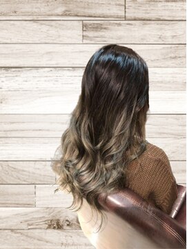 アクアヴィタエ(Aqua vitae) イルミナグラデーションカラースタイル