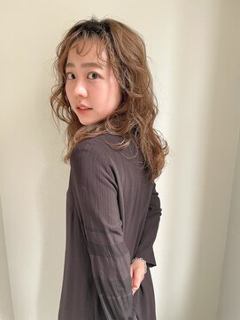プフ 伏見(puf) ちらっと見える三つ編みアレンジ。【伏見/丸の内/栄/髪質改善】
