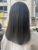 ビンナ(BINNA)&nbsp;バレイヤージュのダークグレー