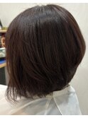ショートヘア大人可愛いショートボブブラウンカラー