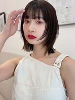 ハニーシブヤ(HONEY shibuya)&nbsp;黒髪顔周りレイヤーウルフミディ