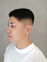 ソアー 新大阪(SOAR) バーバースタイルスキンフェードカットブラック【新大阪】