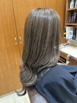 ピークアブー アヴェダ アトレ恵比寿(PEEK-A-BOO AVEDA) アッシュベージュ ロング ハイライト