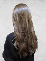 ビューティースペースラルジュヘアー(Beauty Space Large hair)&nbsp;20代30代大人かわいいベージュナチュラルセミロングヘアー美肌