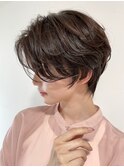 大人ハンサムショート×くびれ×アッシュグレー