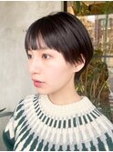 大人ショートボブマッシュショートオン眉ショートカット前髪あり