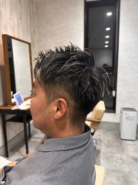 エヌアンドエー 杉戸高野台店(N&A) アップバングショート×メッシュ ハイライトカラー