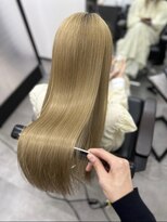 ブリーチ毛でもなれる「うる艶ストレート」