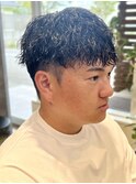 ツイストスパイラルパーマメンズカットメンズサロンフェード眉毛