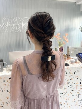 オニキス(ONYX) 【aya】結婚式ヘアセットお呼ばれヘアあみおろし