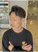扱いやすさ抜群ツーブロックスタイル