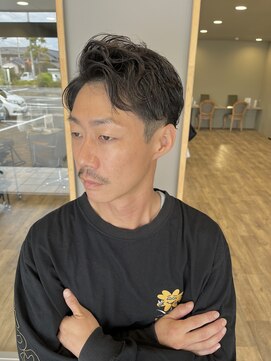 ザメンバイリオス(THE MEN. BY LIOS) 扱いやすさ抜群ツーブロックスタイル