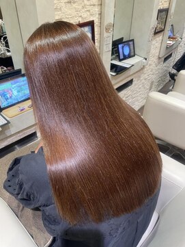 ヴィサージュプラス(VISAGE plus) 髪質改善で叶う、ツヤストレート