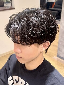 デプト(DEPT.) シャドウパーマツイストパーマメンズカットメンズパーマ佐賀眉毛