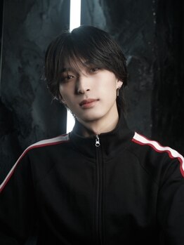 ケイ(K)の写真/【プロの手によるカッコ良いスタイルを実現☆】清潔感×顔立ちや髪質に合わせた絶妙なバランスをデザイン！