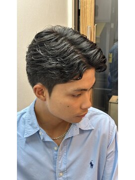 ショートセンターパートパーマ