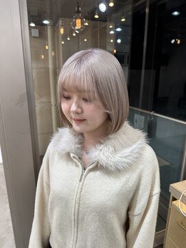 ヴァイス 新宿店(VAICE) White