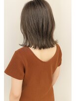 ヨロ(YoLo.)&nbsp;外ハネミディアムボブ　担当　内迫