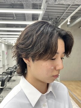 ラヴィズムバイフィフス(LUVISM by fifth) ニュアンスサーフカールミディアムウルフパーマ新潟万代