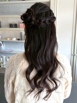 セプト 天神大名(SEPT.) ハーフアップ 編み込み ヘアセット くるみちゃんヘア  20代