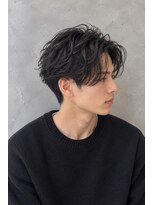 ラベルム バイ エーケー メンズ(La Belleme by AK for Men)&nbsp;黒髪フェザーパーマ×センターパート