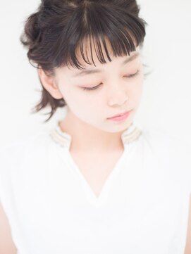 ダブ アオヤマ(DaB AOYAMA) 【DaB】夏の簡単アレンジ☆インナーカラー似合わせカットオン眉