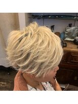 カットスタジオ フタバ(FUTABA)&nbsp;★束ホワ★