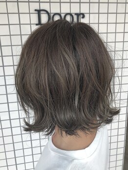 ヘアーアンドライフ ドア(hair&life Door)の写真/ショートが上手いのは技術が高い証拠◎カットするだけで小顔効果も…！自宅でもセットしやすいスタイルに★