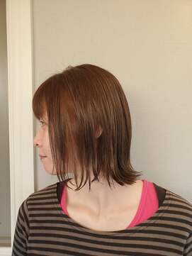 リスブラン(Lys blanc) 外ハネエアリーボブ