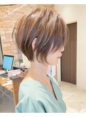 くびれショート/マロンブラウン/大人ショートボブ