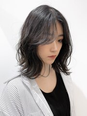 韓国風くびれウェーブ/黒髪/グレーブラック/フェイスレイヤー
