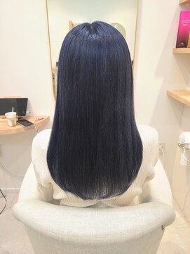 シアアルン 新小岩店(SHEER alun) ネイビーブルーカラー