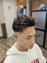 ティーズ バーバー T's BARBER スキンフェードパーマ