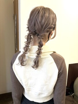 ロチカバイドールヘアー 心斎橋(Rotika by Doll hair) 編み下ろしツイン