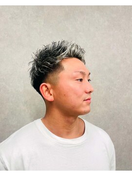 スター(STAR) 10代20代30代/ホワイトメッシュ/ハイライト/刈り上げ/メンズ