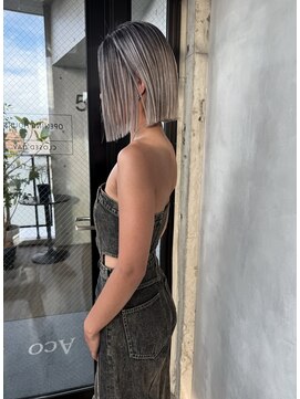 アコ(Aco) ★ヘイリーボブに映えるシャドウルーツバレイヤージュ★