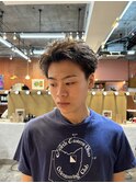 スパイキーショートピンパーマ眉毛カット