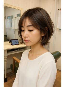 シュシュ(Chou Chou) やわらかくまとまる小顔ショート